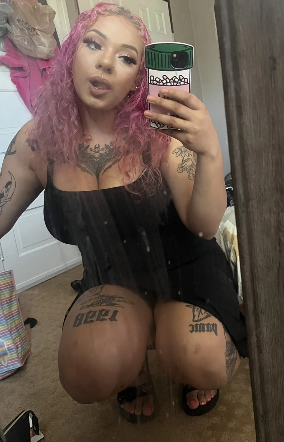 Chubby rave slut from Seattle exposed image 15