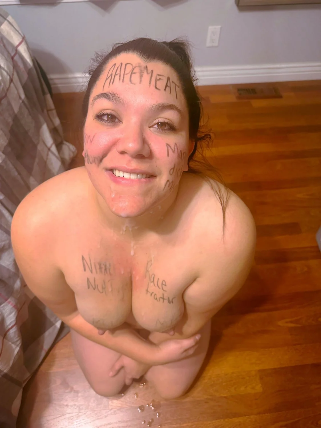Pov tu esposa pasa de ser una feminista a una sumisa deposito de leche personal image 8