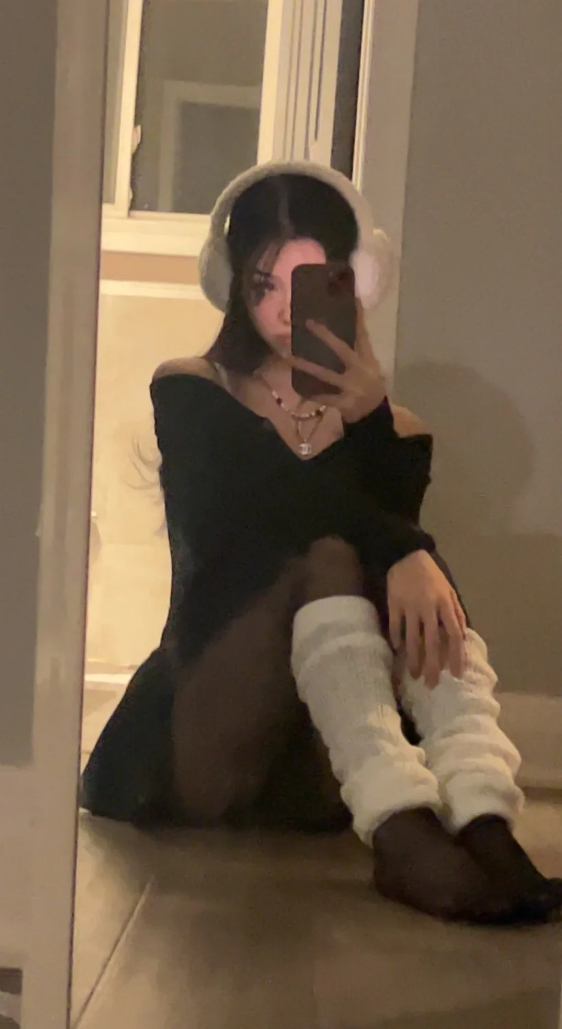 Sexy asian teen 3 image 13
