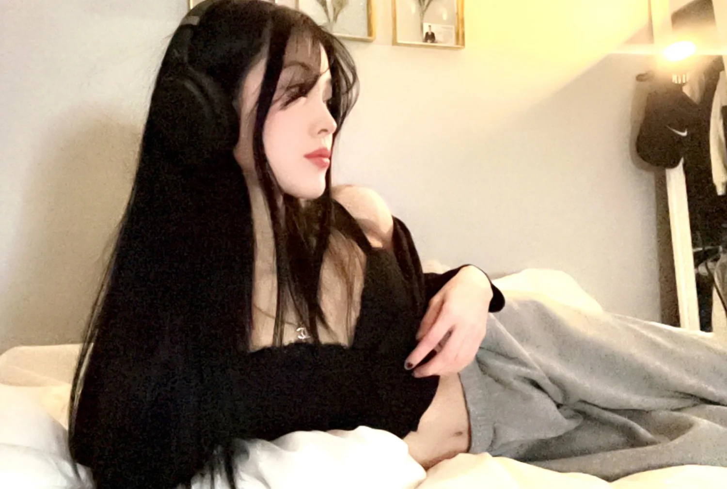 Sexy asian teen 3 image 16