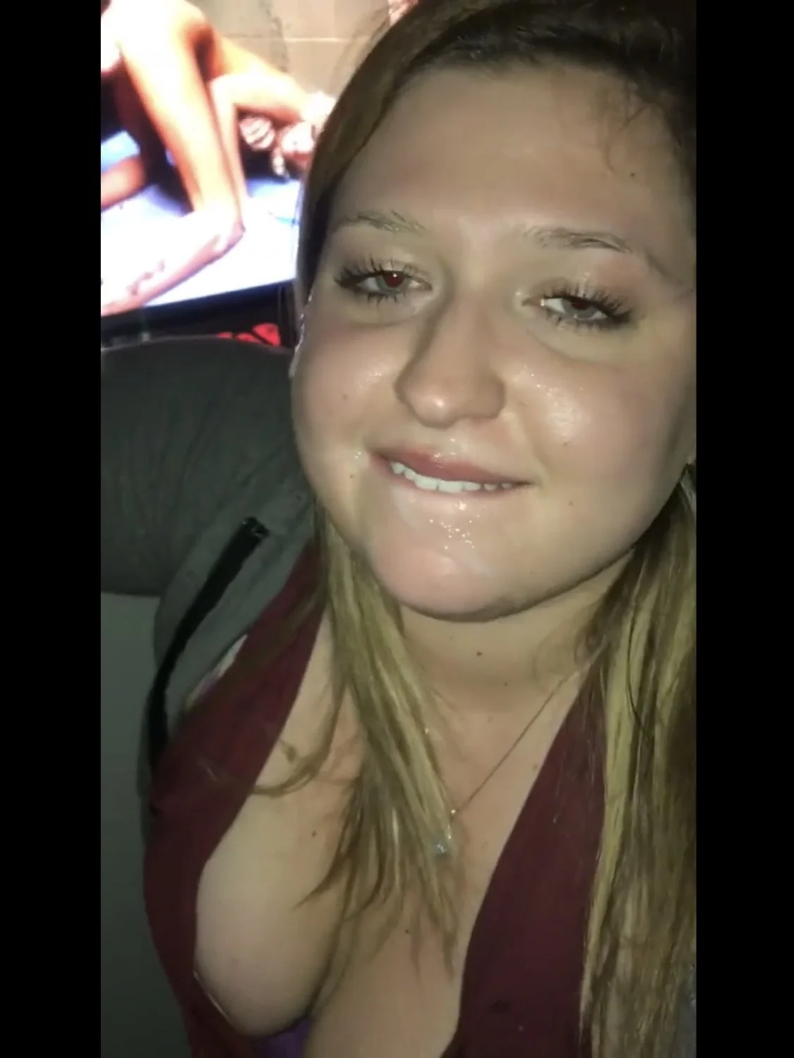 Gloryhole Blowjob ends with invitation to their house image 5