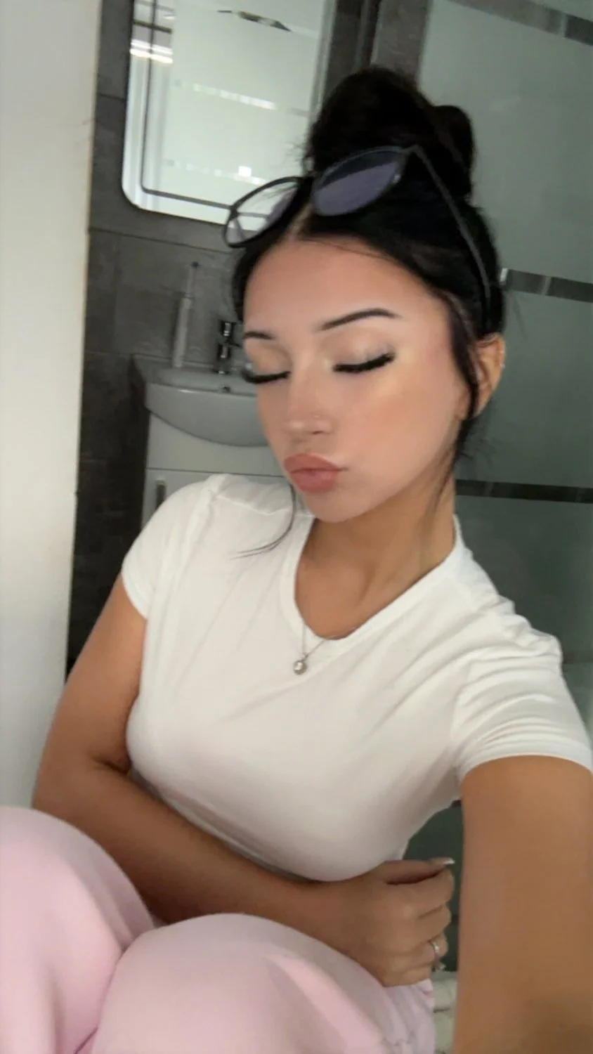 Just a freaky college girl main image