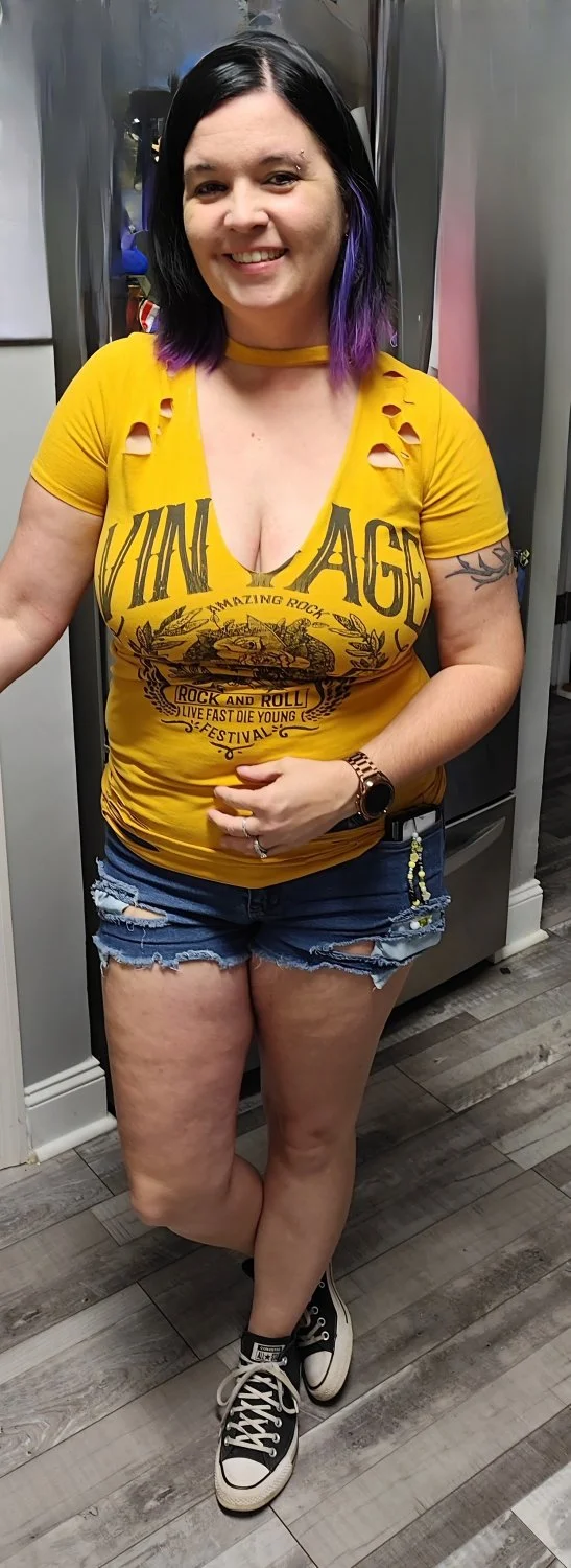 Exhibitionist Jen shows herself off in public image 9