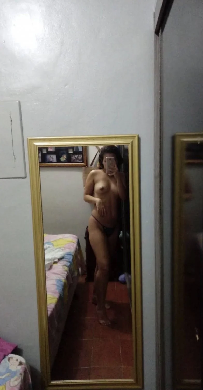 Seguidor pediu pra vazar a namoradinha na DM image 2
