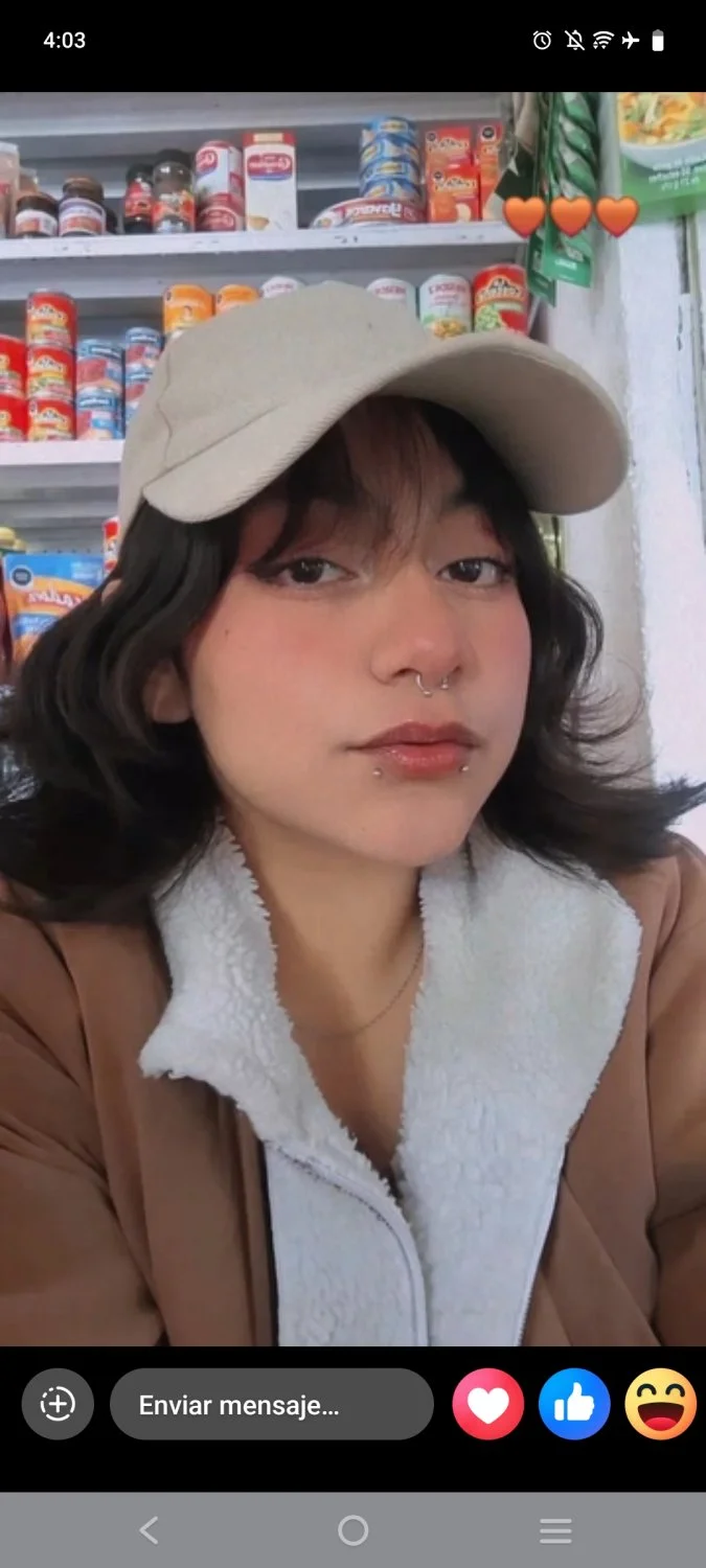 Cómo no enamorarse de esta hermosa mujer con grandes y ricas tetas la hija de papi toda una puta image 11