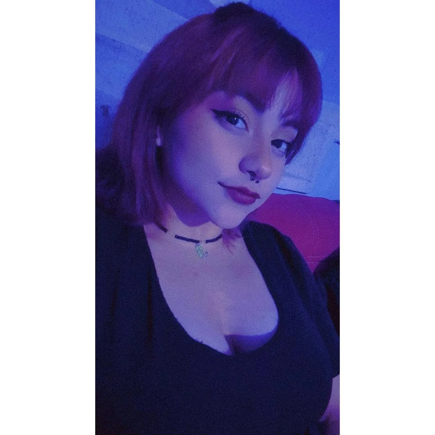 Cómo no enamorarse de esta hermosa mujer con grandes y ricas tetas la hija de papi toda una puta image 14