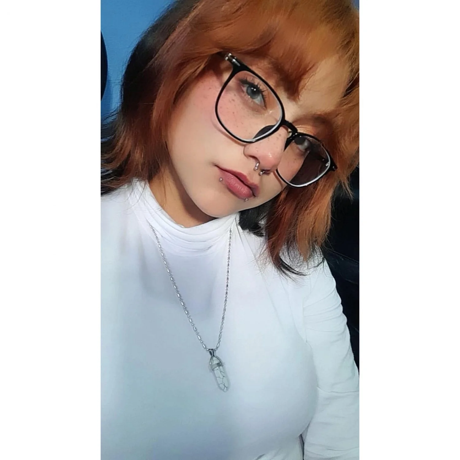 Cómo no enamorarse de esta hermosa mujer con grandes y ricas tetas la hija de papi toda una puta image 16