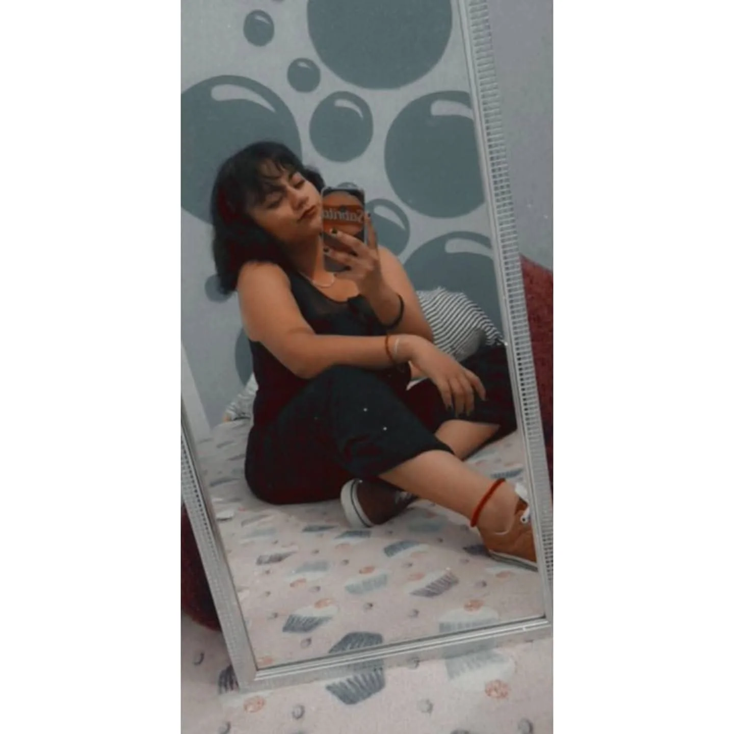 Cómo no enamorarse de esta hermosa mujer con grandes y ricas tetas la hija de papi toda una puta image 25
