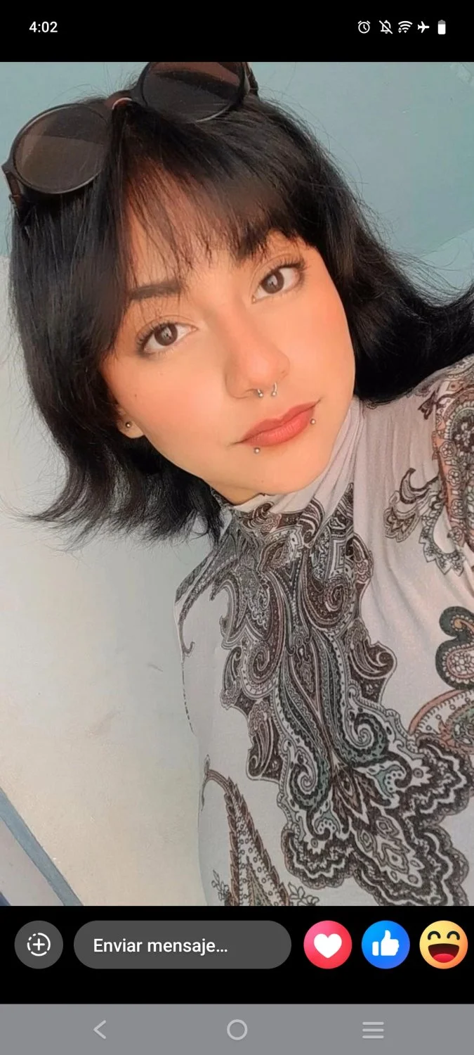 Cómo no enamorarse de esta hermosa mujer con grandes y ricas tetas la hija de papi toda una puta image 49