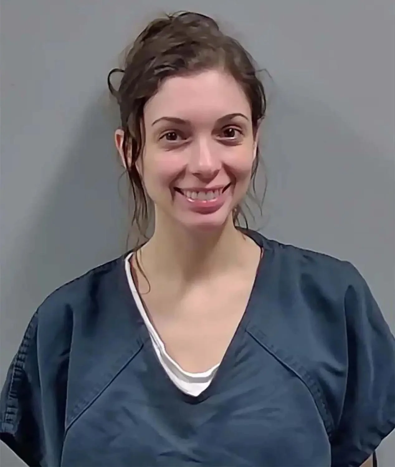 Girl Pees on Arcade & Gets Caught image 4