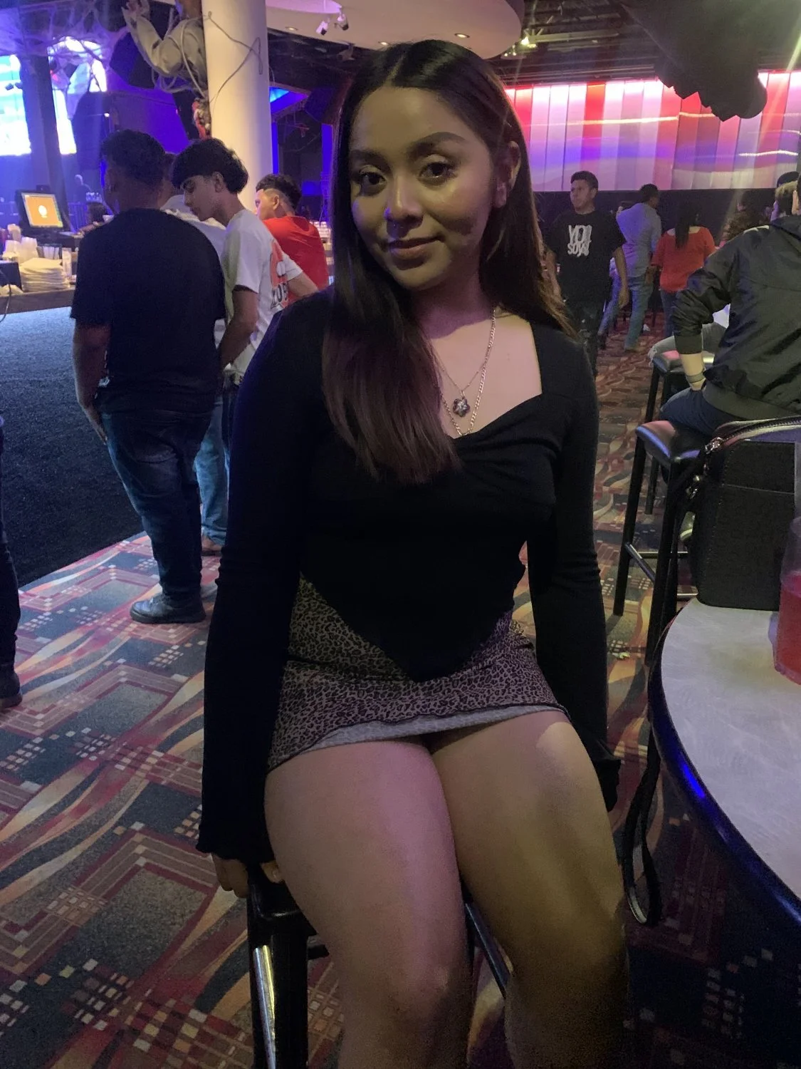 Thicc Latina loves showing off that fat ass image 3