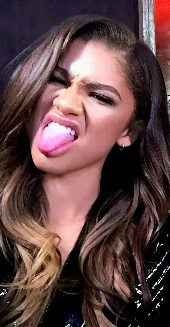 Zendaya hot tongue image 16