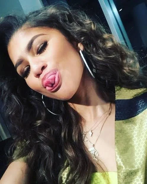 Zendaya hot tongue image 7