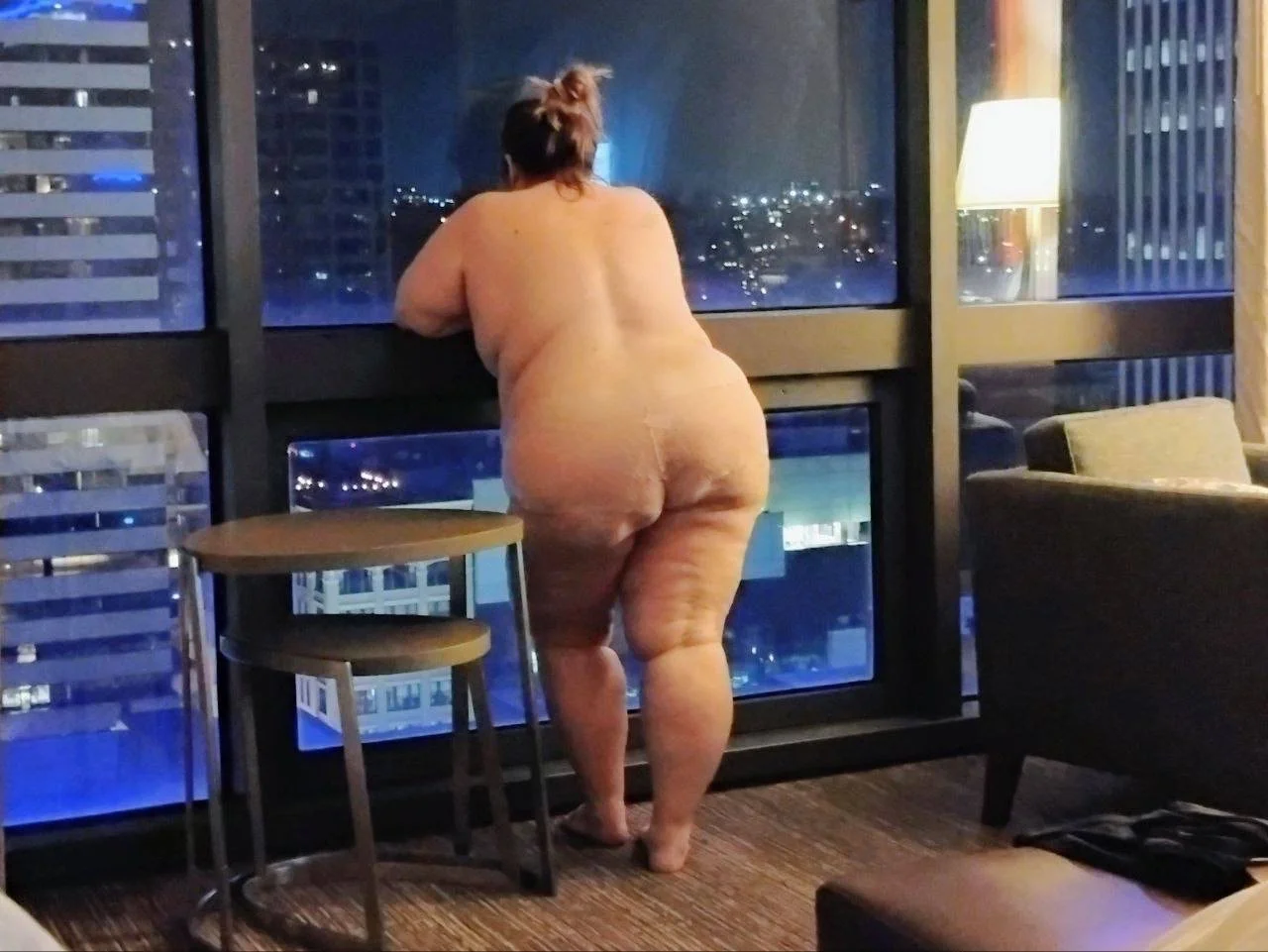 Chubby slut Marie image 5