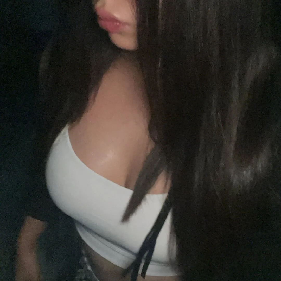 Andrea image 12
