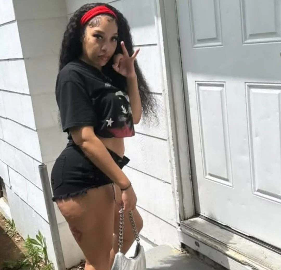Saint Louis thot Mariah sucking a big dick image 7