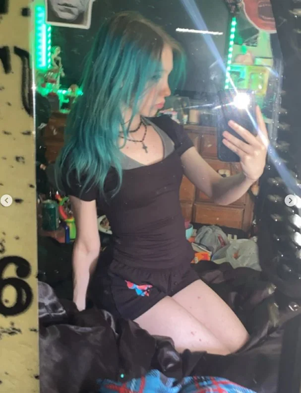 Submission 144: Users Slutty Emo Whore image 4