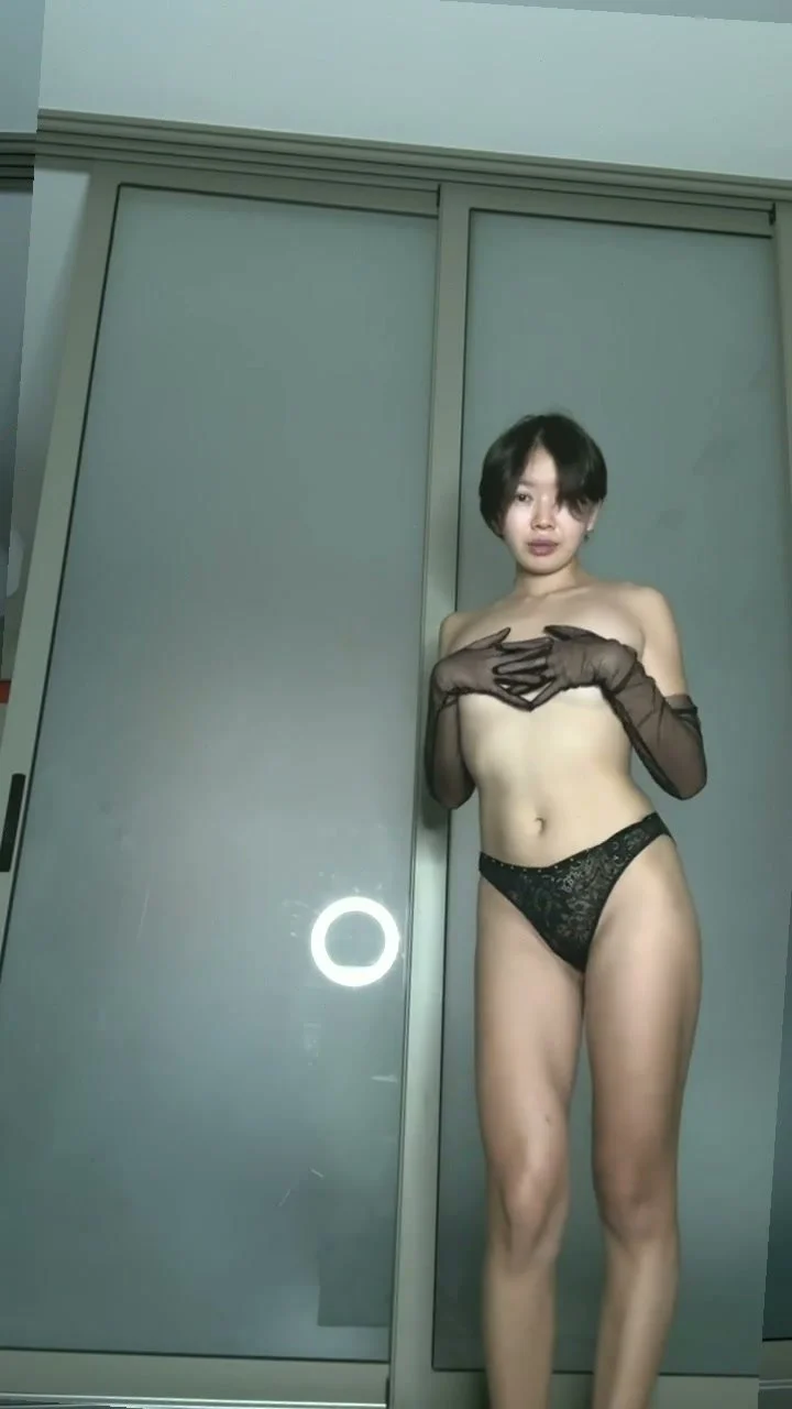 🔞 Sexy perfect ass wild blowjob naked wet pussy 🍑💦 OF now main image
