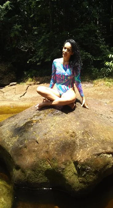 Esposa exibicionista linda demais..e safada image 2