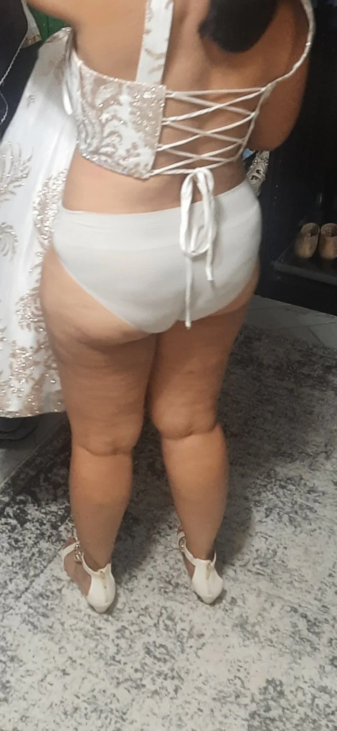 Indian Slutty Escort Spreads Her Big Ass Cheeks For Clients. image 10