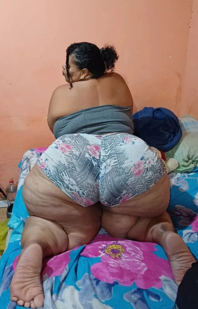 M3Ga matur3 braZ1liAn bbW bo0tY !! image 13