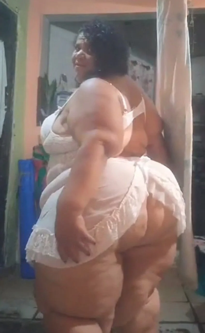 M3Ga matur3 braZ1liAn bbW bo0tY !! image 14