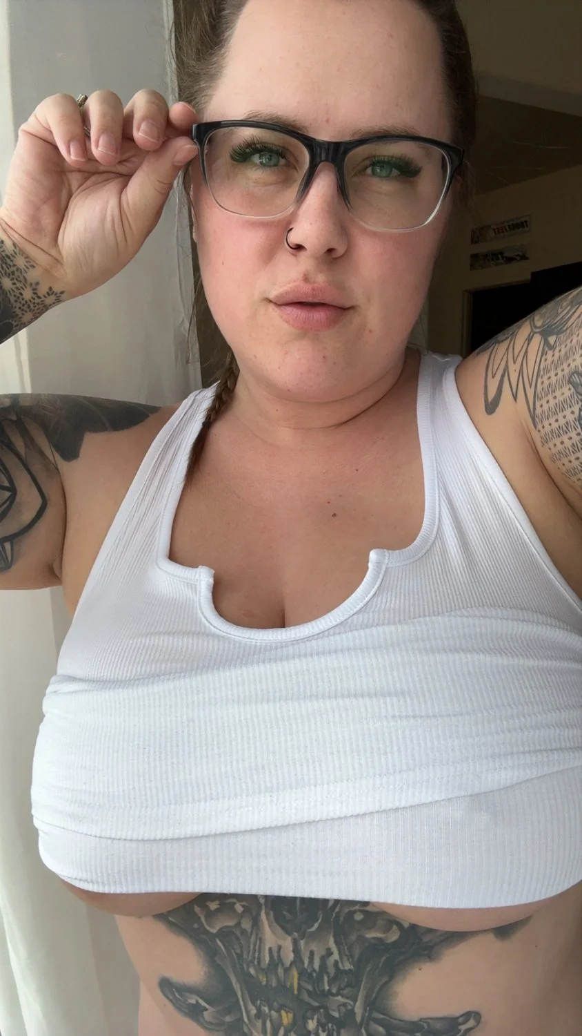 American Slut Wife Kay image 6