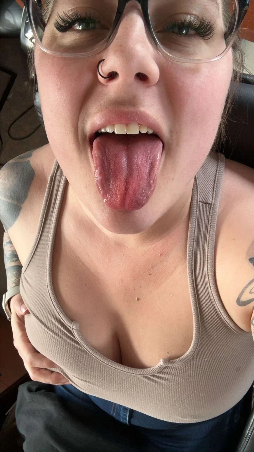 American Slut Wife Kay image 9