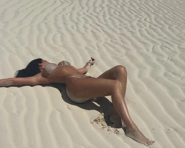 Kylie Jenner image 11