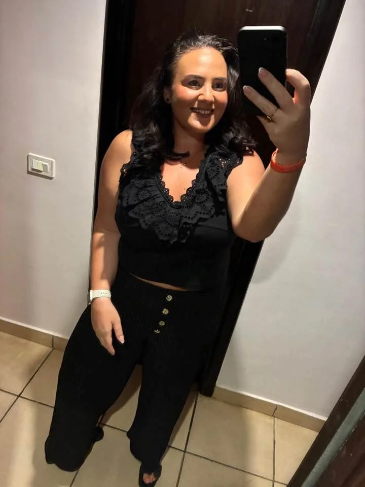 Another Sexy Amateur Brunette Wife.... image 5