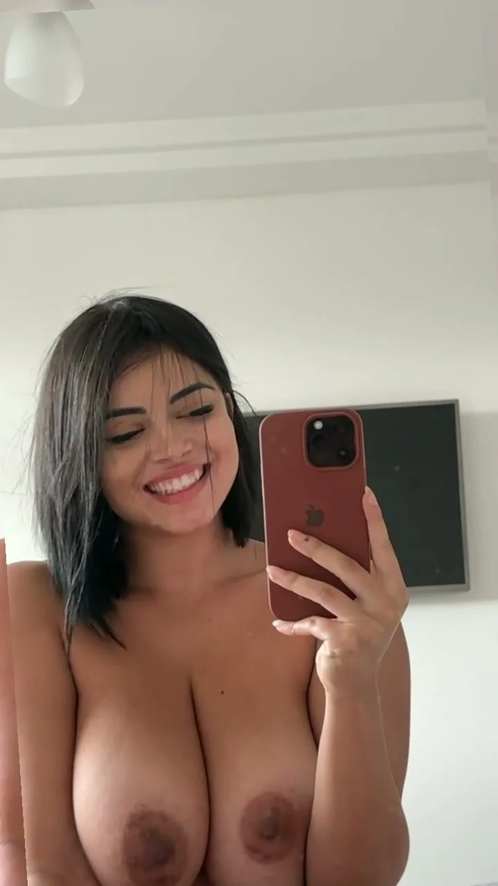 🔞 Hot gorgeous huge tits nude deepthroat pussy 😈🍑 Check OF now image 4
