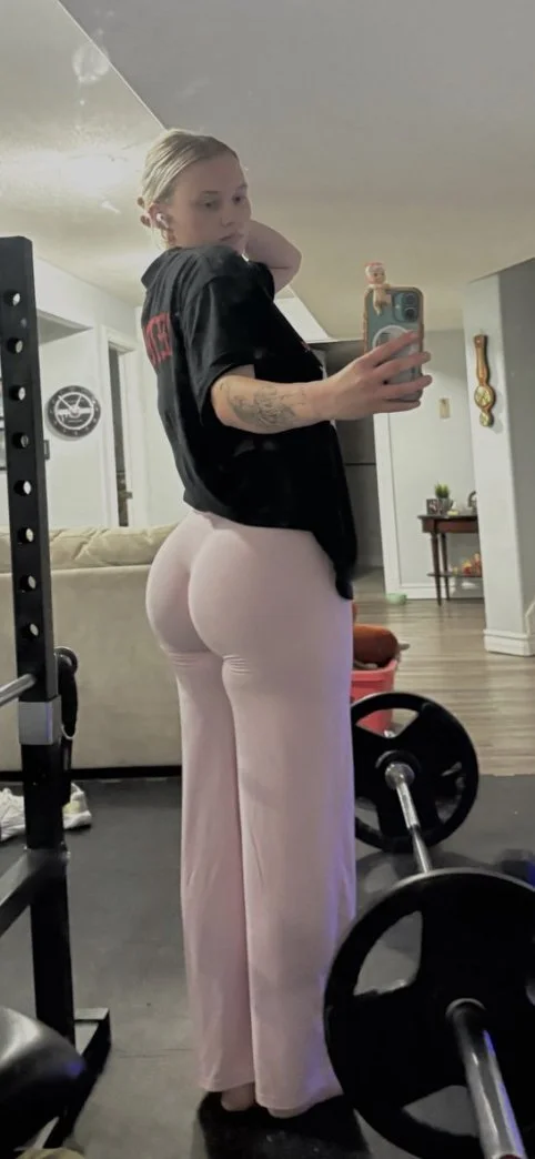 Submission 222: Users Friend Is A Gym Slut image 6