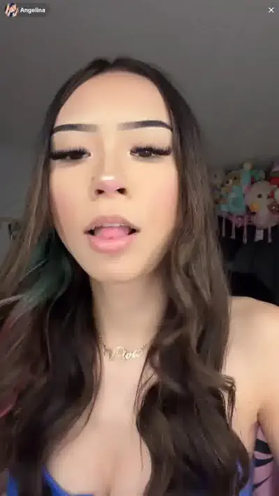tiktok live v1v12fr34ky cover image