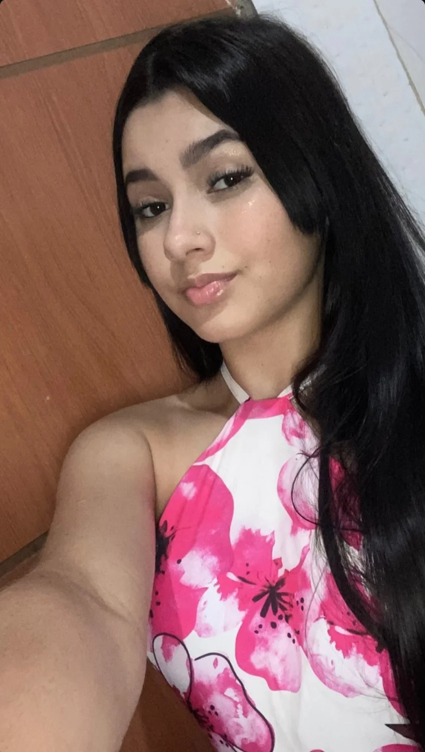 Seguidor pediu pra vazar a novinha putinha image 2