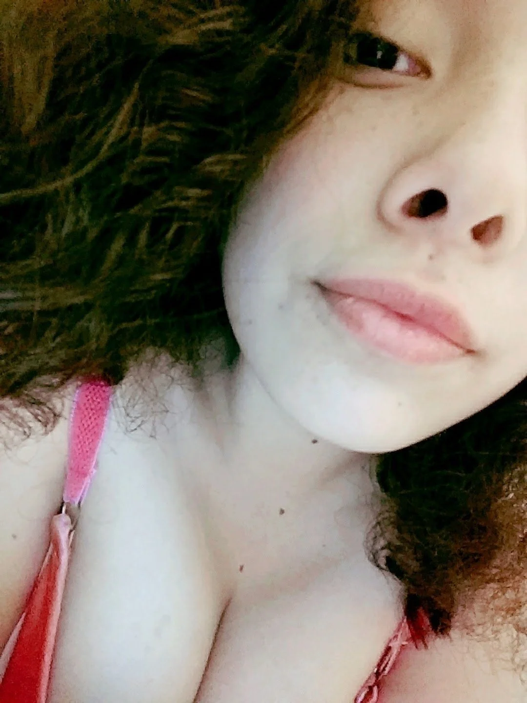 Putita con lindas tetas image 8