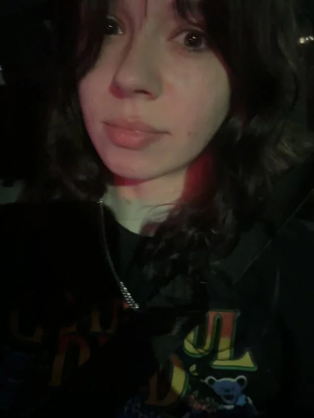 Petite 18 yr old slut main image