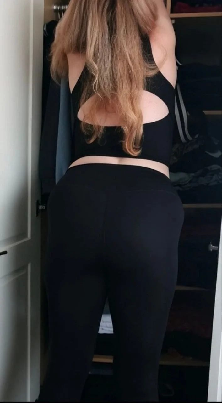 Lucy 28y image 6