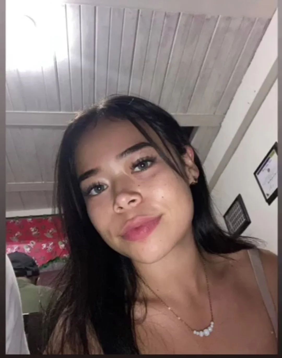 Zorrita enseña las tetas image 3