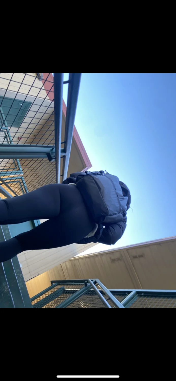 College ass/ spandex 🍑🍆 image 4