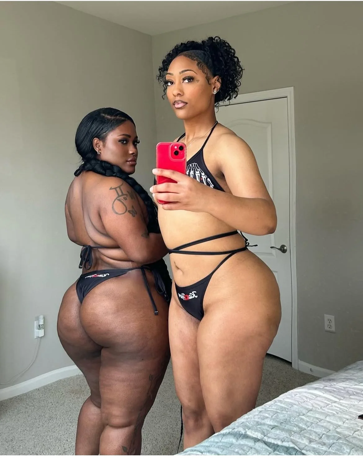 Amateur Ebony Sluts image 6