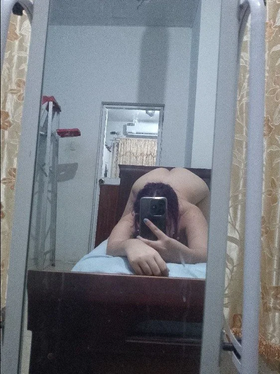 Gorda tetona quemada por el novio image 10