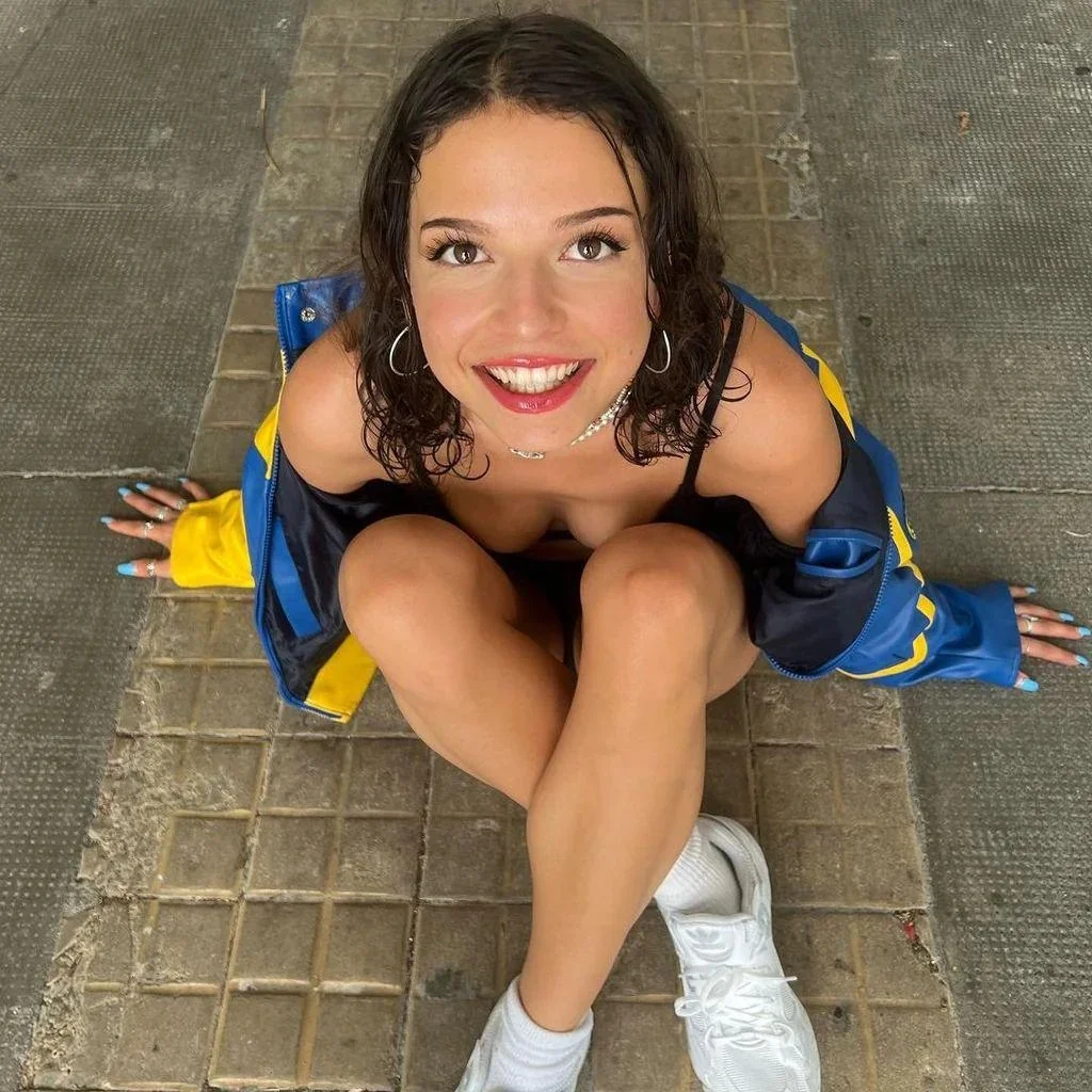 Nina Chuba image 9