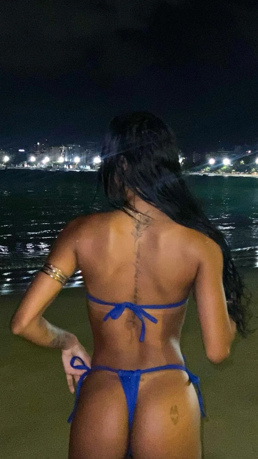 Novinha gostosa image 14