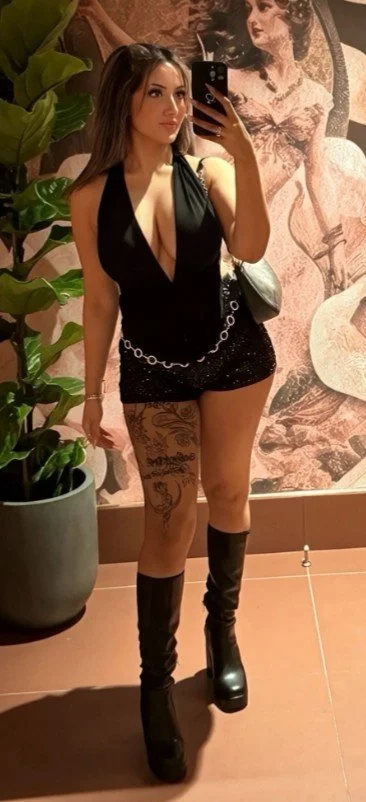 Busty Canadian Brunette Jasmin 26 image 7