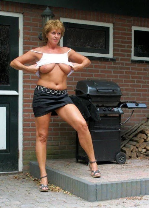 Flash and Dance Mature Wives 2 image 25