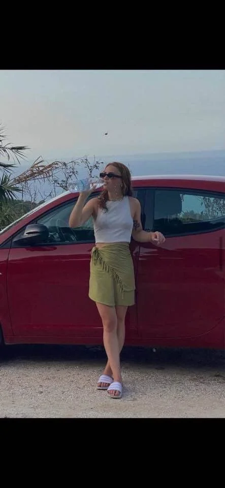 slutty redhead exposed image 4