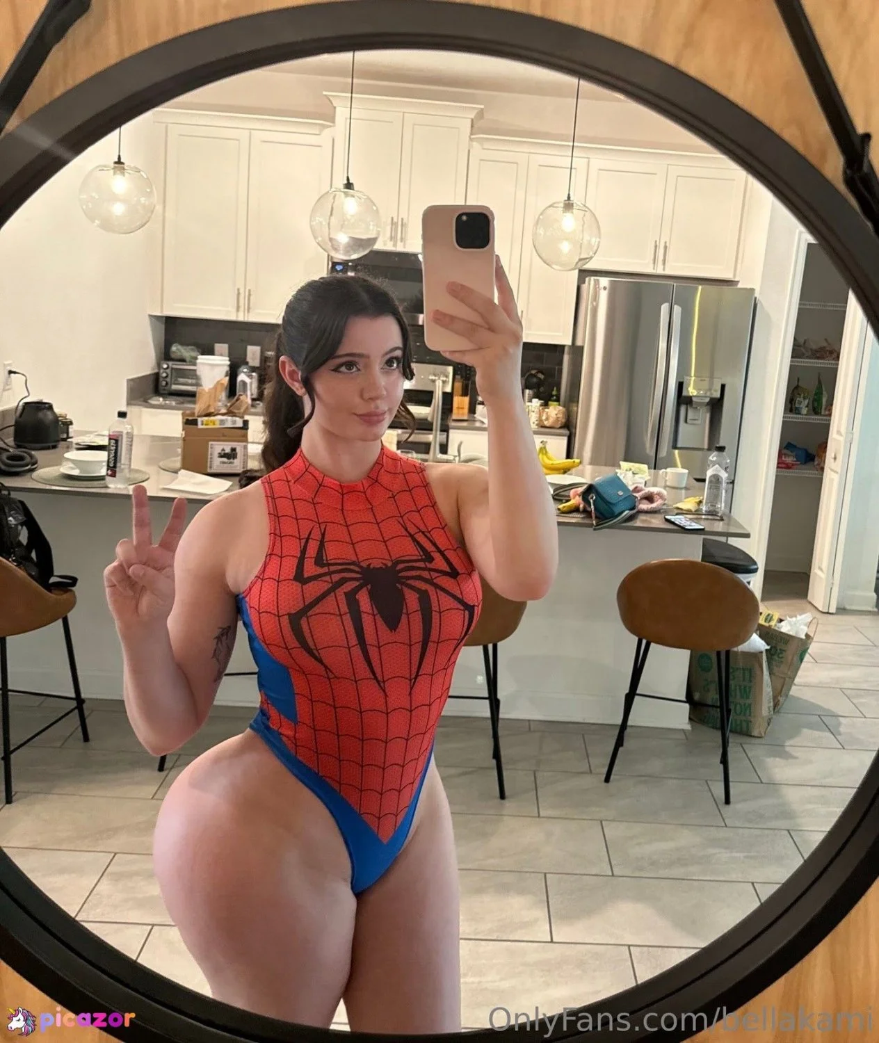 La buenísima culona de jakara siendo culiada y rellena de leche image 2