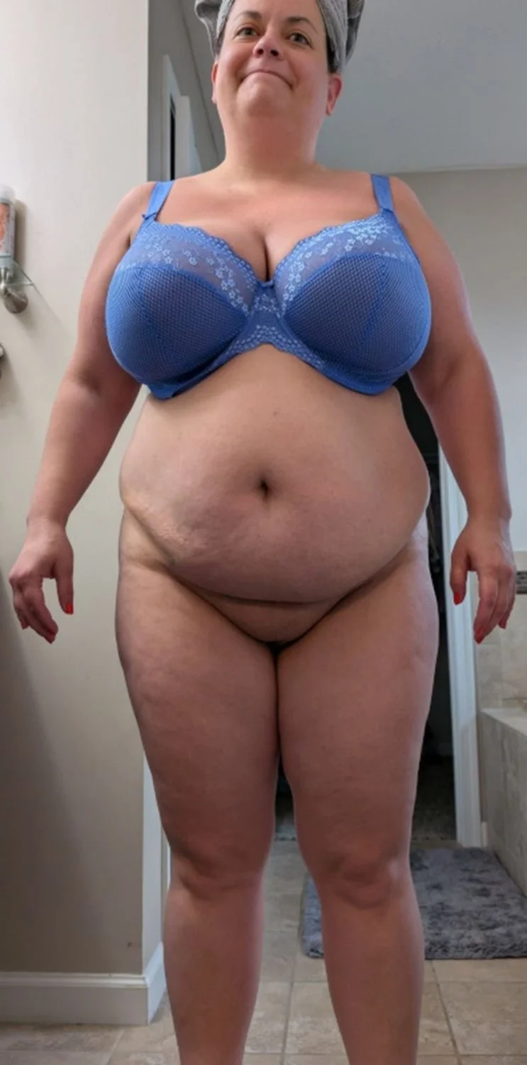 Ohio milf with awesome tits image 8