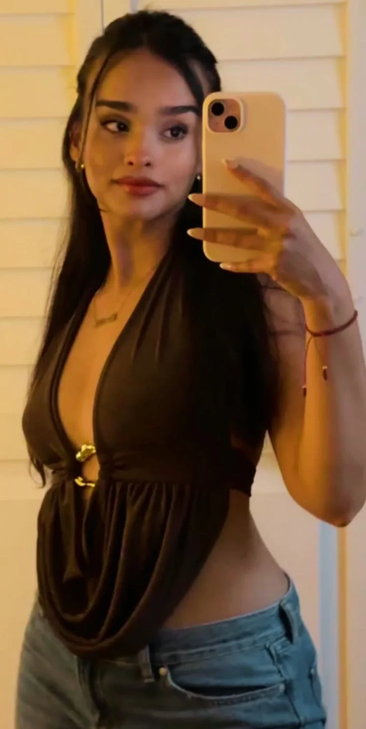 IRL Latina Bop Nicole image 7