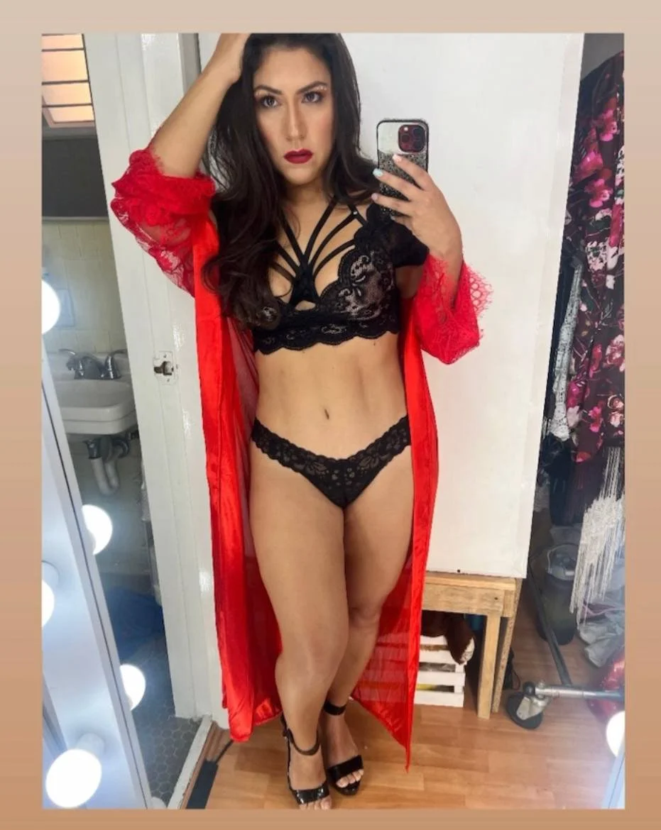 Milf infiel de cdmx cogiendo y mamando rico, expuesta por seguidor image 4